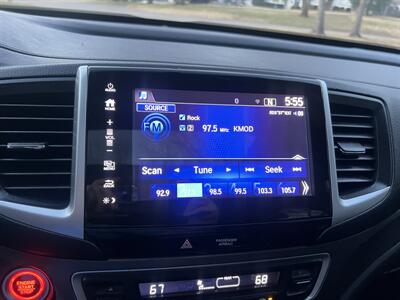 2017 Honda Pilot EX-L   - Photo 17 - Tulsa, OK 74112
