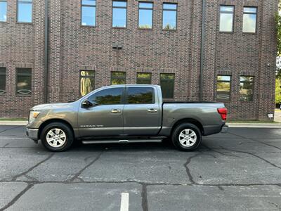 2019 Nissan Titan SV   - Photo 1 - Tulsa, OK 74112