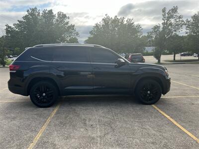 2018 Volkswagen Atlas V6 SEL 4MOTION   - Photo 2 - Tulsa, OK 74112