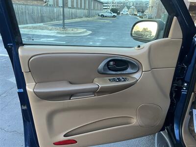 2002 Chevrolet Trailblazer LT   - Photo 10 - Tulsa, OK 74112