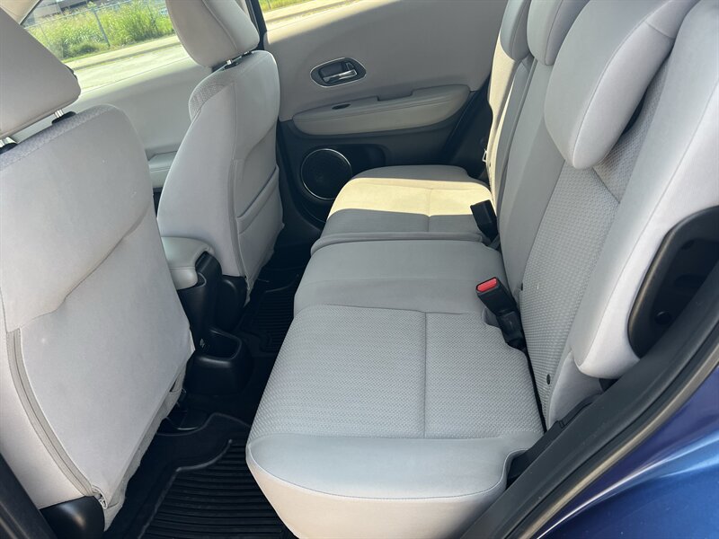 2017 Honda HR-V EX - Photo 9
