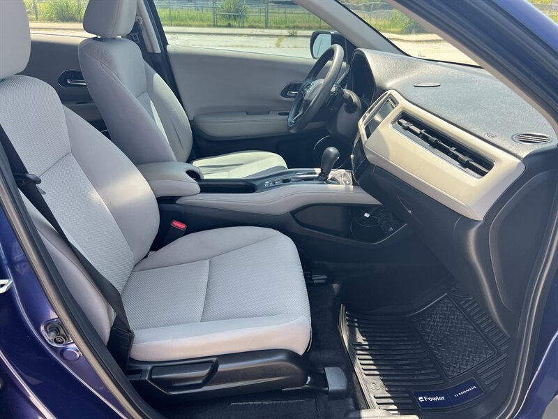 2017 Honda HR-V EX - Photo 6