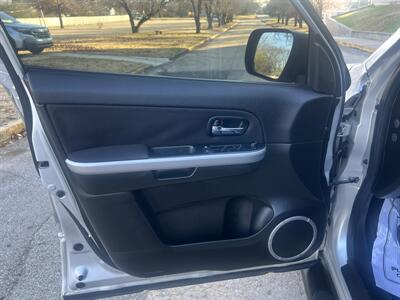 2012 Suzuki Grand Vitara   - Photo 10 - Tulsa, OK 74112