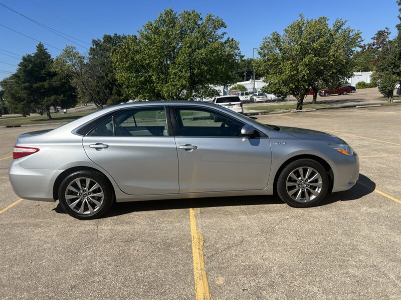 2015 Toyota Camry Hybrid XLE  