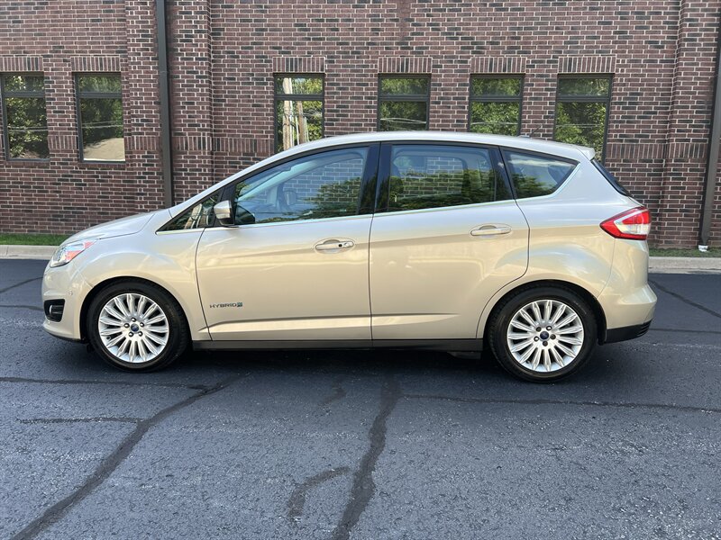 2017 Ford C-MAX Hybrid Titanium   - Photo 1 - Tulsa, OK 74112