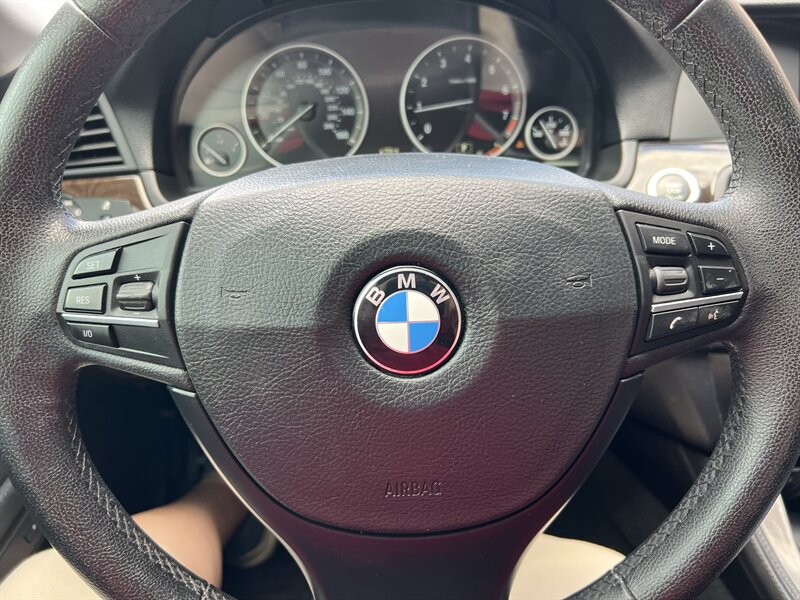 2013 BMW 5 Series 528i - Photo 13