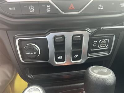 2021 Jeep Wrangler 80th Anniversary Edition   - Photo 13 - Tulsa, OK 74112