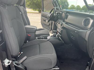 2021 Jeep Wrangler 80th Anniversary Edition   - Photo 6 - Tulsa, OK 74112