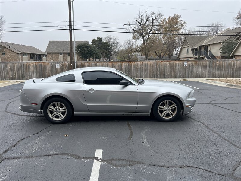 2014 Ford Mustang V6   - Photo 1 - Tulsa, OK 74112