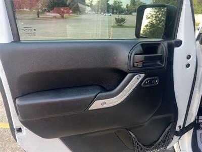 2014 Jeep Wrangler Unlimited Sahara   - Photo 11 - Tulsa, OK 74112