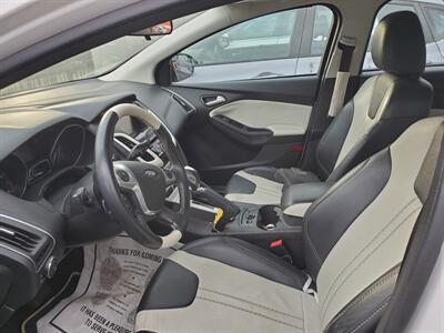 2014 Ford Focus Titanium   - Photo 4 - Newark, NJ 07107