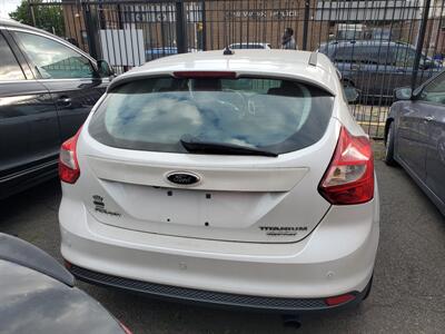 2014 Ford Focus Titanium   - Photo 3 - Newark, NJ 07107