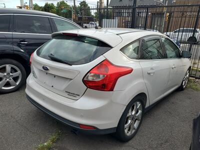 2014 Ford Focus Titanium   - Photo 2 - Newark, NJ 07107