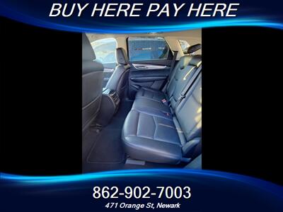 2018 Cadillac XT5 Premium Luxury   - Photo 4 - Newark, NJ 07107