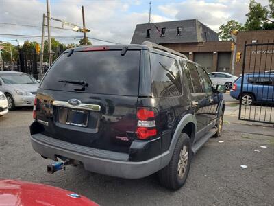 2006 Ford Explorer XLT XLT 4dr SUV   - Photo 2 - Newark, NJ 07107