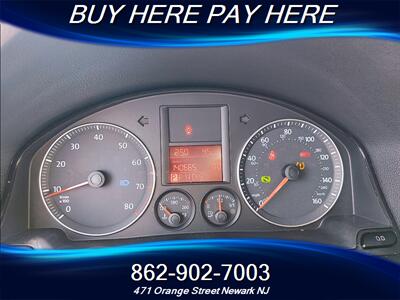 2009 Volkswagen Jetta SE PZEV   - Photo 12 - Newark, NJ 07107