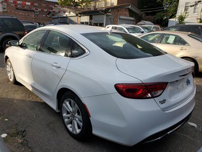 2016 Chrysler 200 Series Limited   - Photo 3 - Newark, NJ 07107