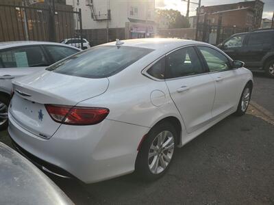 2016 Chrysler 200 Series Limited   - Photo 2 - Newark, NJ 07107