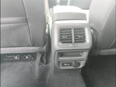 2021 Volkswagen Tiguan SE 4Motion   - Photo 13 - Newark, NJ 07107