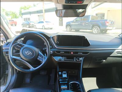 2022 Hyundai Sonata Limited   - Photo 8 - Newark, NJ 07107