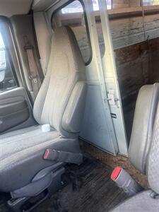 2004 Chevrolet express   - Photo 7 - Newark, NJ 07107