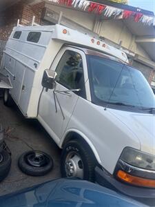 2004 Chevrolet express   - Photo 2 - Newark, NJ 07107