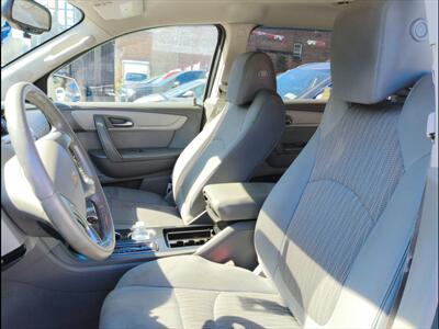 2015 Chevrolet Traverse   - Photo 14 - Newark, NJ 07107