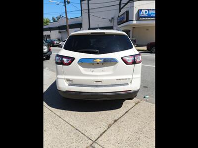 2015 Chevrolet Traverse   - Photo 17 - Newark, NJ 07107