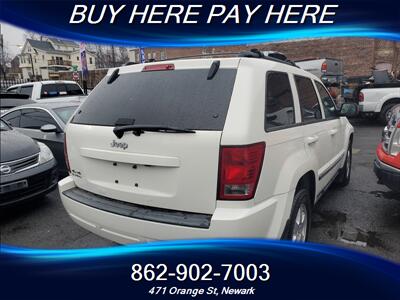 2010 Jeep Grand Cherokee Laredo   - Photo 3 - Newark, NJ 07107