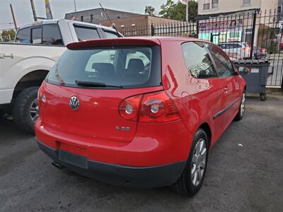 2007 Volkswagen Rabbit PZEV   - Photo 2 - Newark, NJ 07107