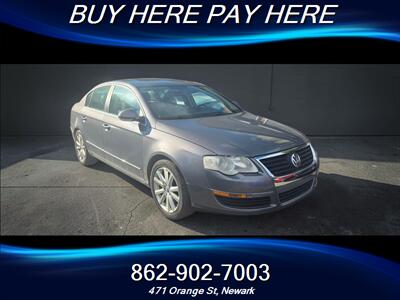 2006 Volkswagen Passat 2.0T   - Photo 3 - Newark, NJ 07107