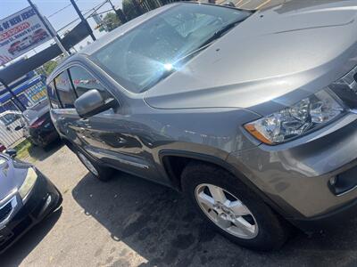 2013 Jeep Grand Cherokee Laredo   - Photo 10 - Newark, NJ 07107
