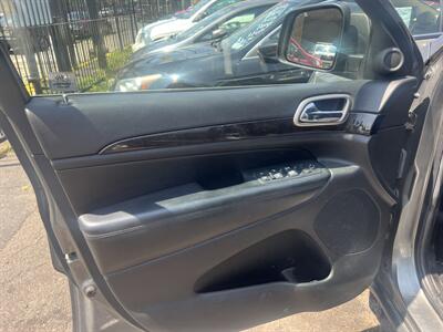 2013 Jeep Grand Cherokee Laredo   - Photo 5 - Newark, NJ 07107