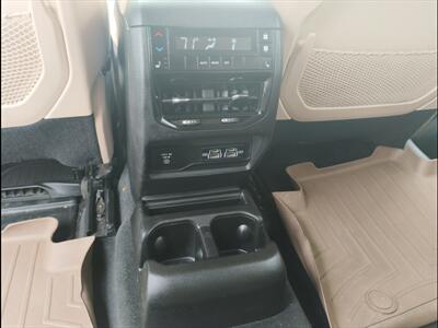 2021 Jeep Grand Cherokee Limited   - Photo 11 - Newark, NJ 07107