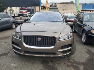 2017 Jaguar F-PACE 35t Premium   - Photo 8 - Newark, NJ 07107
