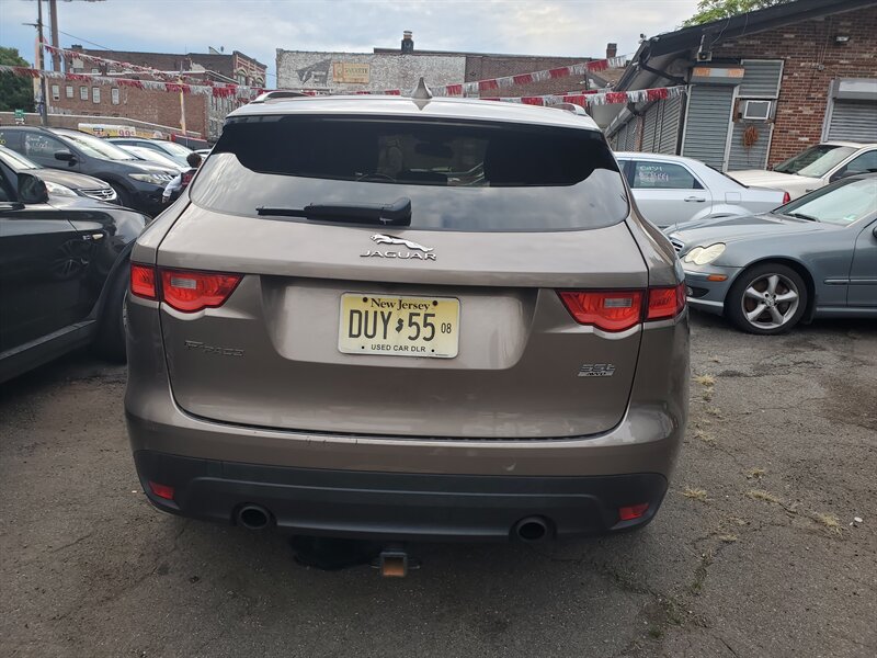 2017 Jaguar F-PACE 35t Premium  