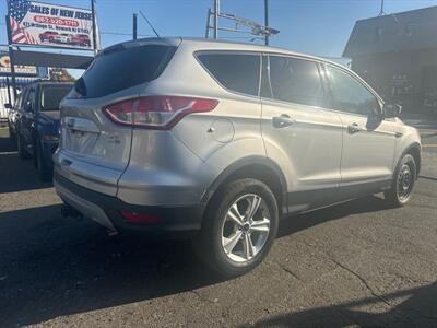 2014 Ford Escape SE   - Photo 2 - Newark, NJ 07107