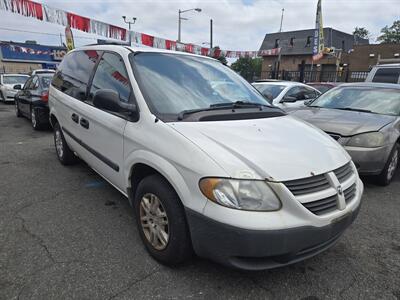 2005 Dodge Caravan SE   - Photo 1 - Newark, NJ 07107