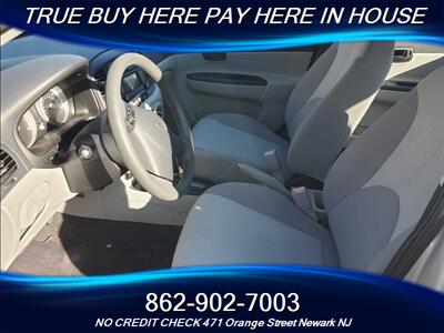 2009 Hyundai ACCENT GLS   - Photo 8 - Newark, NJ 07107
