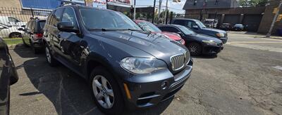 2013 BMW X5 xDrive50i   - Photo 1 - Newark, NJ 07107