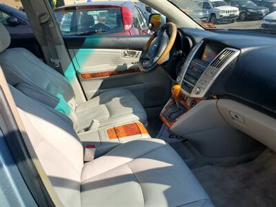 2005 Lexus RX 330   - Photo 5 - Newark, NJ 07107