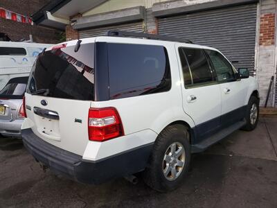 2011 Ford Expedition XL   - Photo 2 - Newark, NJ 07107