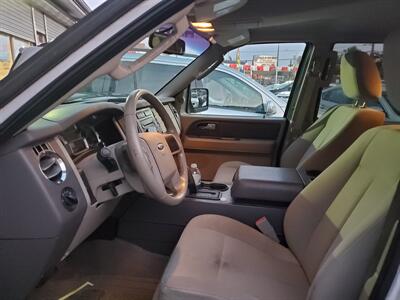 2011 Ford Expedition XL   - Photo 3 - Newark, NJ 07107
