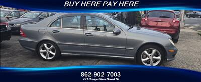 2006 Mercedes-Benz C 230 Sport   - Photo 2 - Newark, NJ 07107