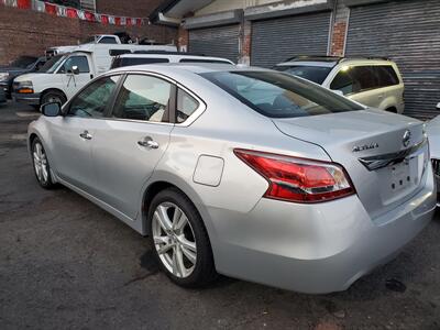 2013 Nissan Altima 3.5 S   - Photo 6 - Newark, NJ 07107