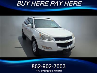2011 Chevrolet Traverse LT   - Photo 1 - Newark, NJ 07107
