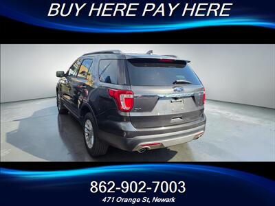2017 Ford Explorer XLT   - Photo 4 - Newark, NJ 07107