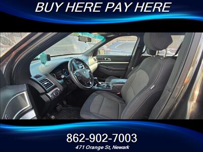 2017 Ford Explorer XLT   - Photo 5 - Newark, NJ 07107