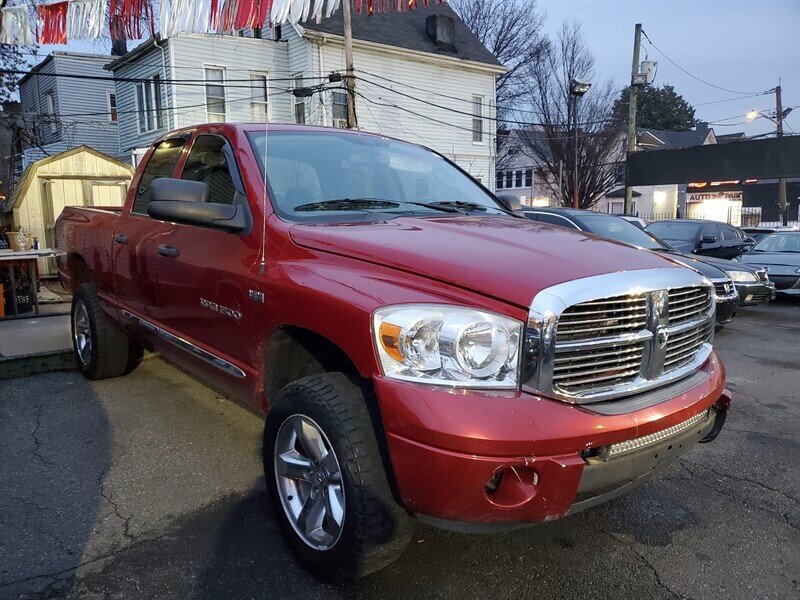 2007 Dodge Ram 1500 ST ST 4dr Quad Cab  