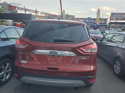 2014 Ford Escape Titanium   - Photo 3 - Newark, NJ 07107
